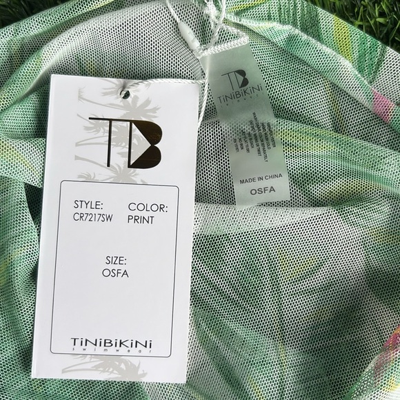 TINIBIKINI Tropical Print Sarong Cover Up one size fits most - Picture 6 of 7